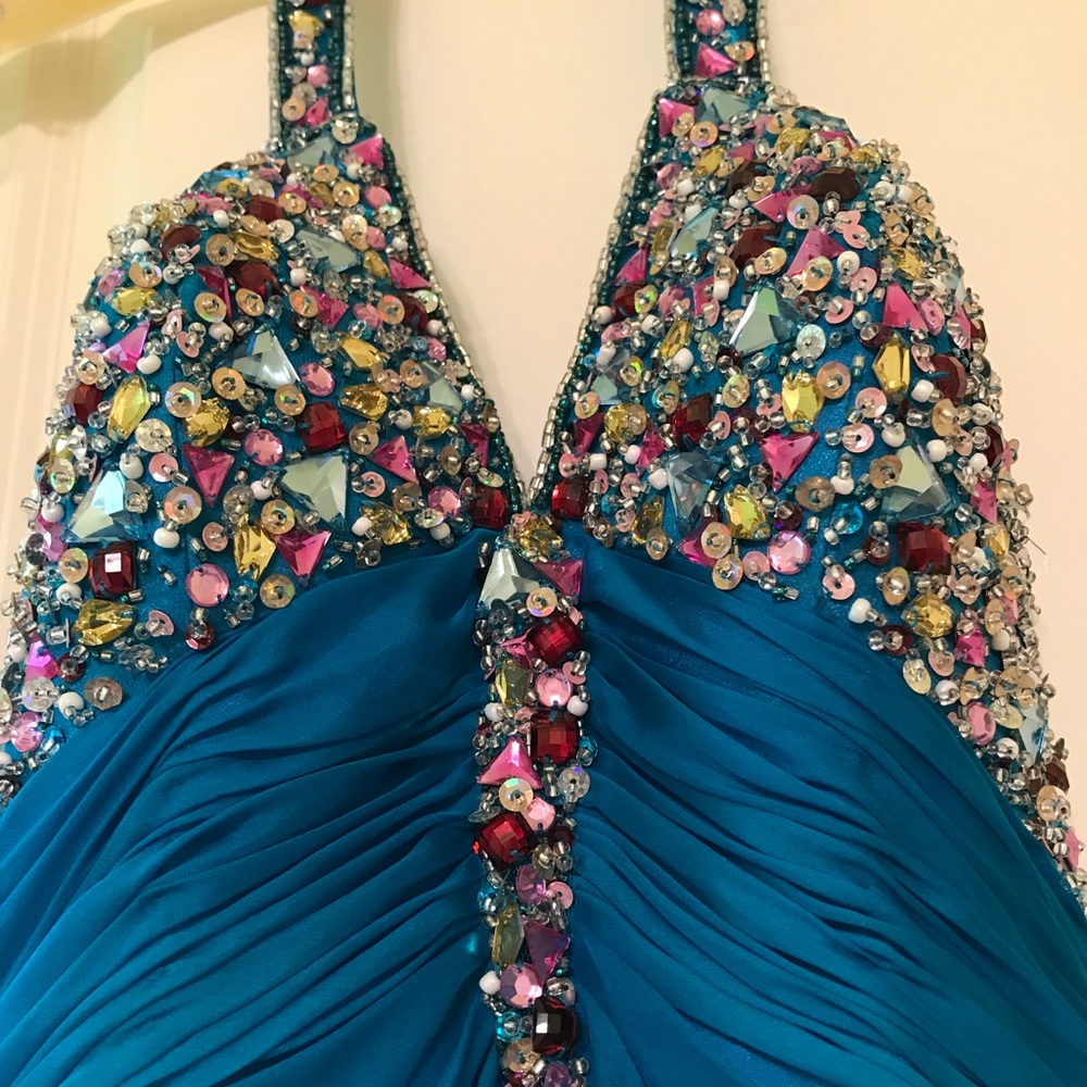 Jazz Couture Long Prom Dress - Picture 6 of 8